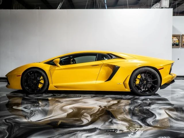 2013 Lamborghini Aventador LP700-4 - Image 14 of 21