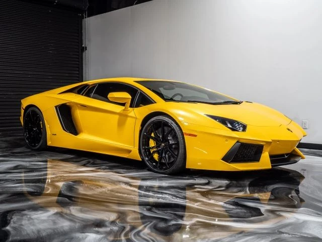 2013 Lamborghini Aventador LP700-4 - Image 5 of 21