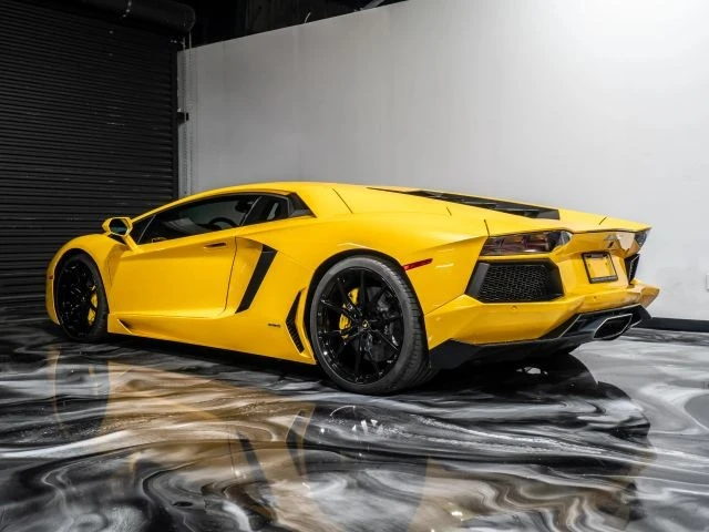 2013 Lamborghini Aventador LP700-4 - Image 12 of 21