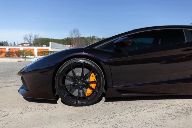 2013 Lamborghini Aventador LP700-4 - Image 11 of 21
