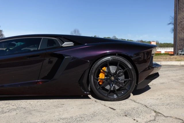2013 Lamborghini Aventador LP700-4 - Image 12 of 21