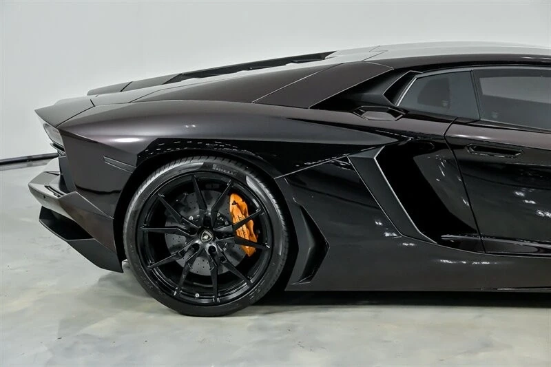 2013 Lamborghini Aventador LP700-4 - Image 13 of 21