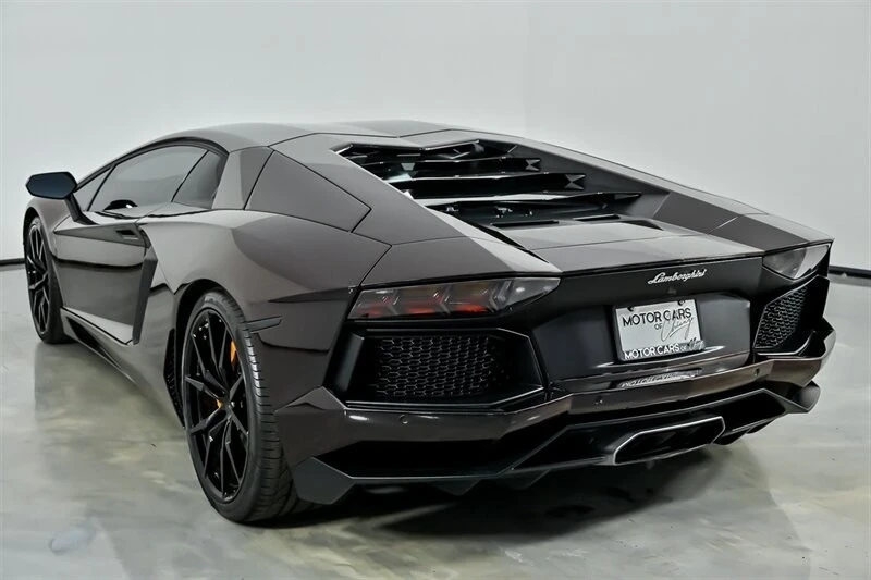 2013 Lamborghini Aventador LP700-4 - Image 10 of 21
