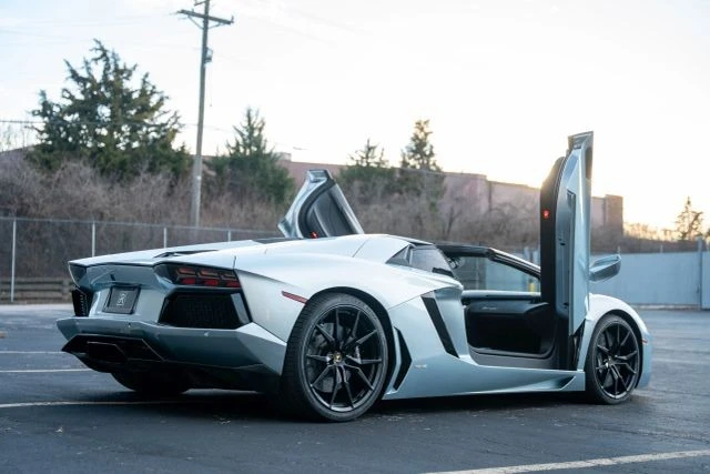 2013 Lamborghini Aventador LP700-4 - Image 20 of 21