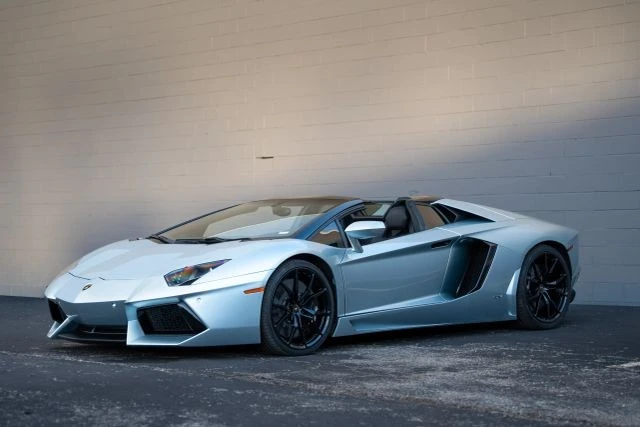 2013 Lamborghini Aventador LP700-4 - Image 6 of 21