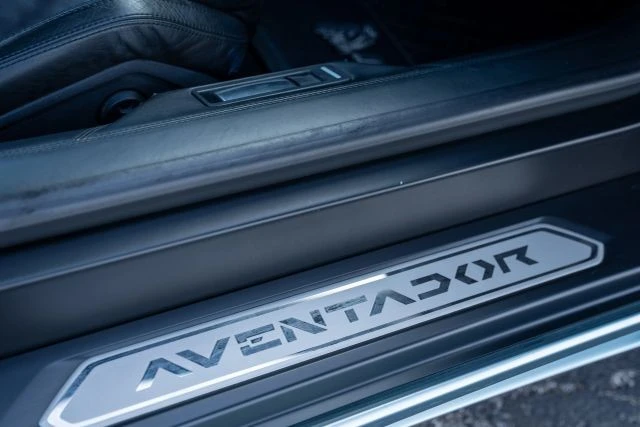 2013 Lamborghini Aventador LP700-4 - Image 19 of 21