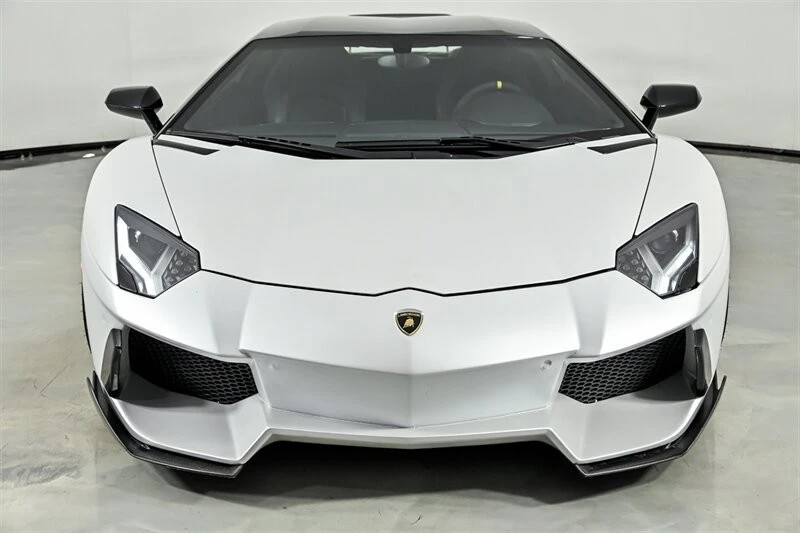 2013 Lamborghini Aventador LP700-4 - Image 5 of 31