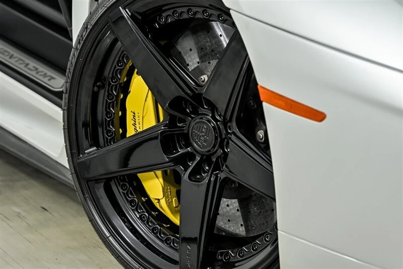2013 Lamborghini Aventador LP700-4 - Image 4 of 31