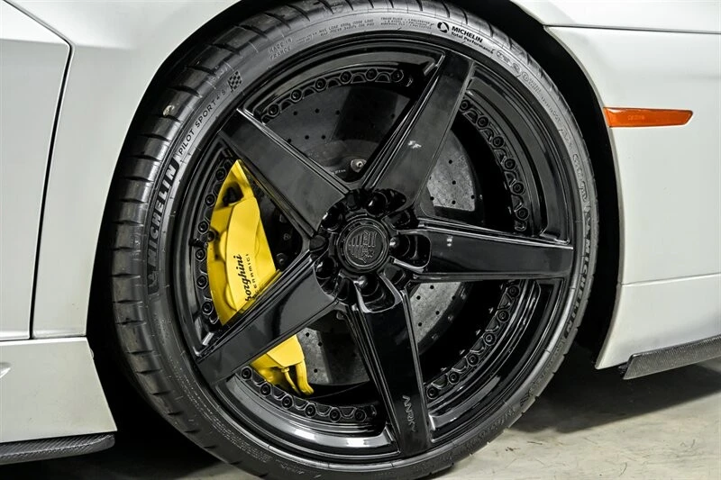 2013 Lamborghini Aventador LP700-4 - Image 13 of 31
