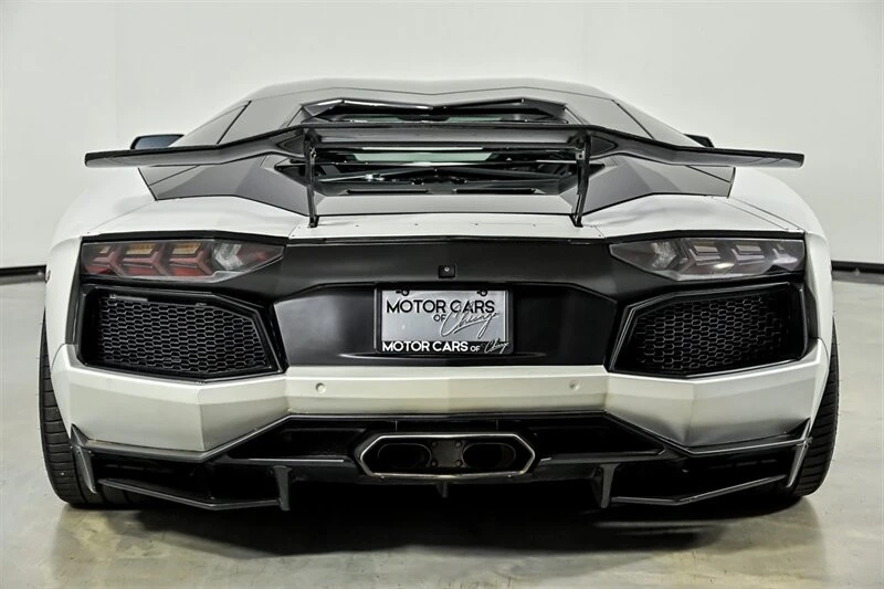 2013 Lamborghini Aventador LP700-4 - Image 9 of 31