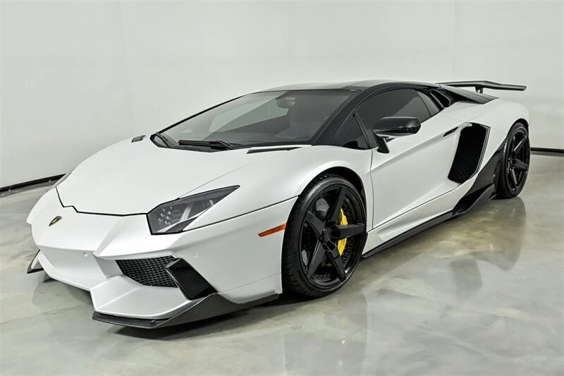 2013 Lamborghini Aventador LP700-4 - Image 6 of 31