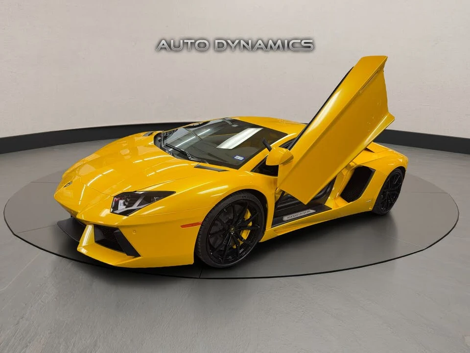 2013 Lamborghini Aventador LP700-4 - Image 11 of 12