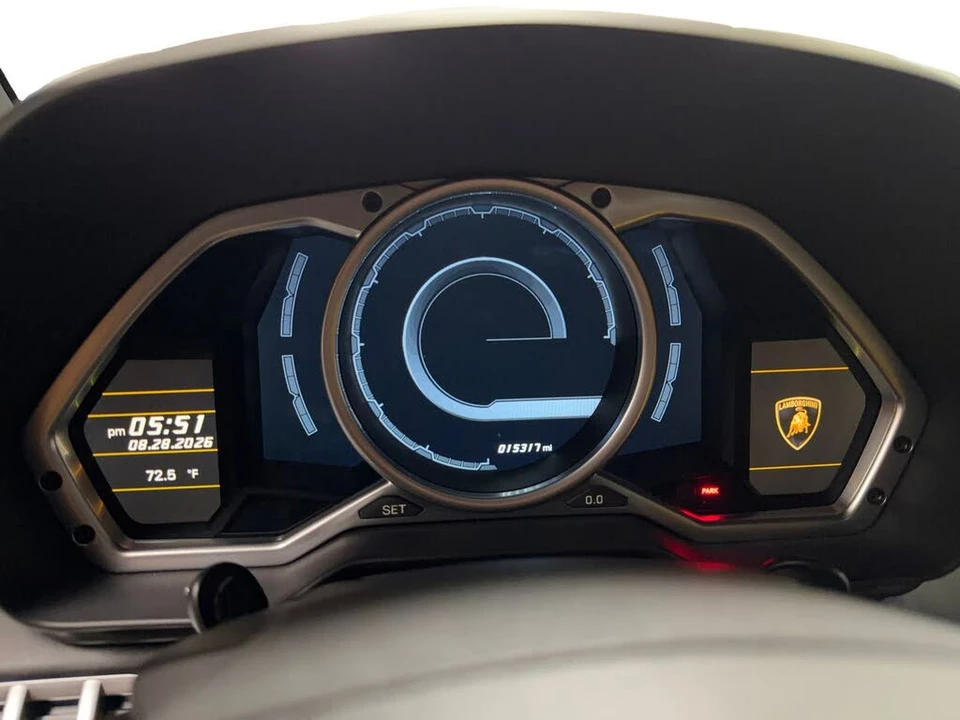 2013 Lamborghini Aventador LP700-4 - Image 10 of 12