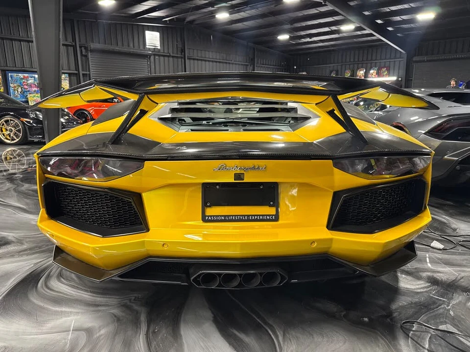 2013 Lamborghini Aventador LP700-4 - Image 4 of 10