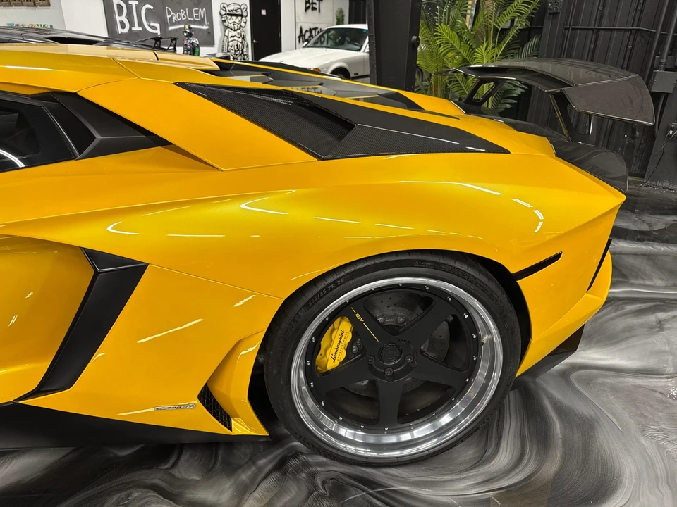 2013 Lamborghini Aventador LP700-4 - Image 3 of 10