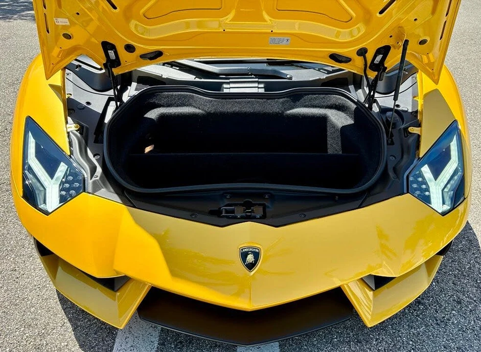 2013 Lamborghini Aventador LP700-4 - Image 27 of 28
