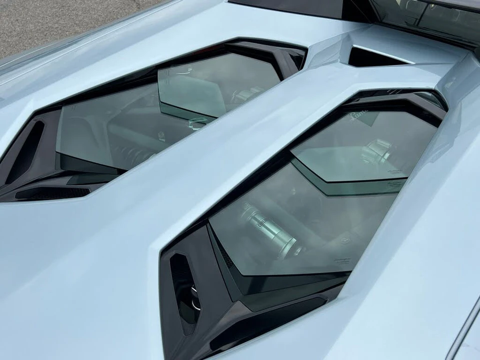 2013 Lamborghini Aventador LP700-4 - Image 18 of 31