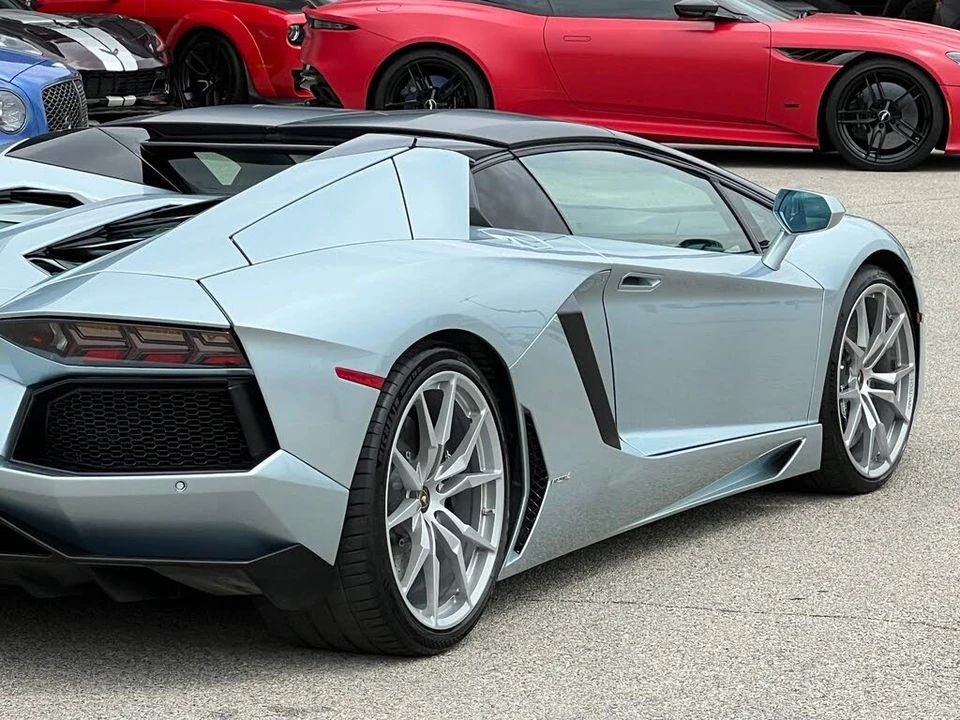 2013 Lamborghini Aventador LP700-4 - Image 11 of 31