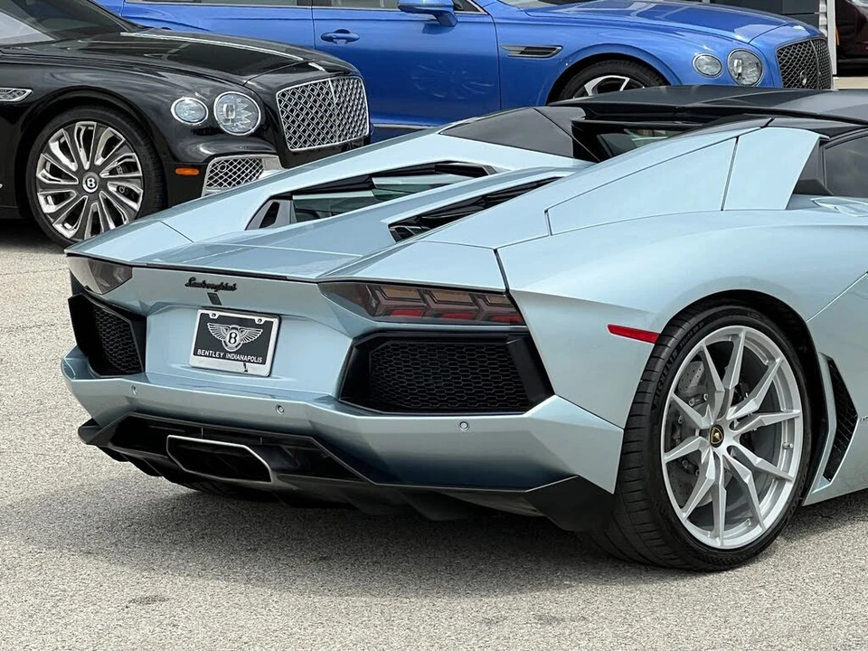 2013 Lamborghini Aventador LP700-4 - Image 15 of 31