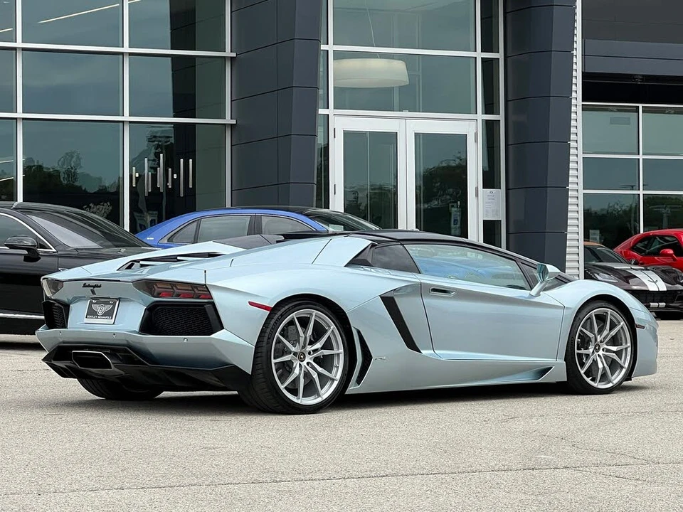 2013 Lamborghini Aventador LP700-4 - Image 14 of 31
