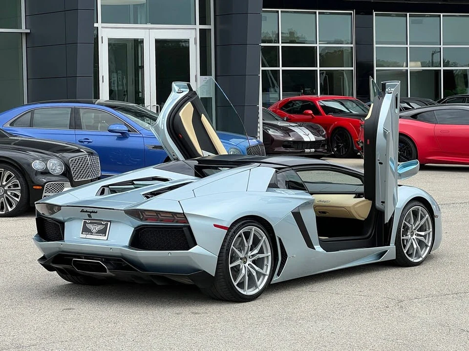 2013 Lamborghini Aventador LP700-4 - Image 20 of 31