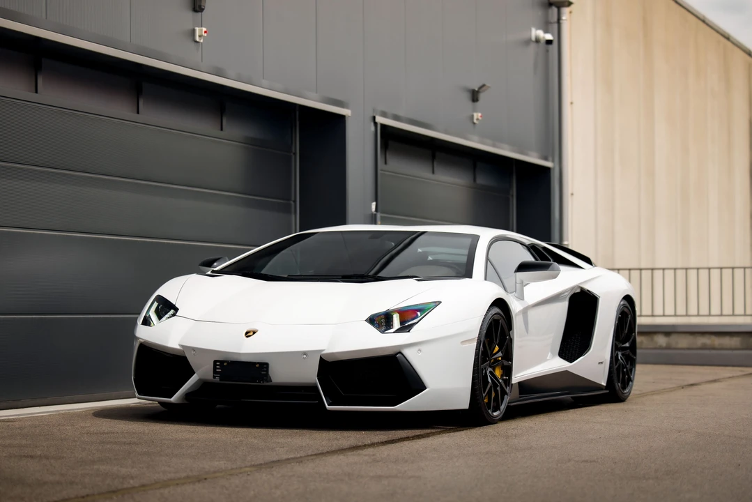 2013 Lamborghini Aventador LP700-4 - Image 21 of 31