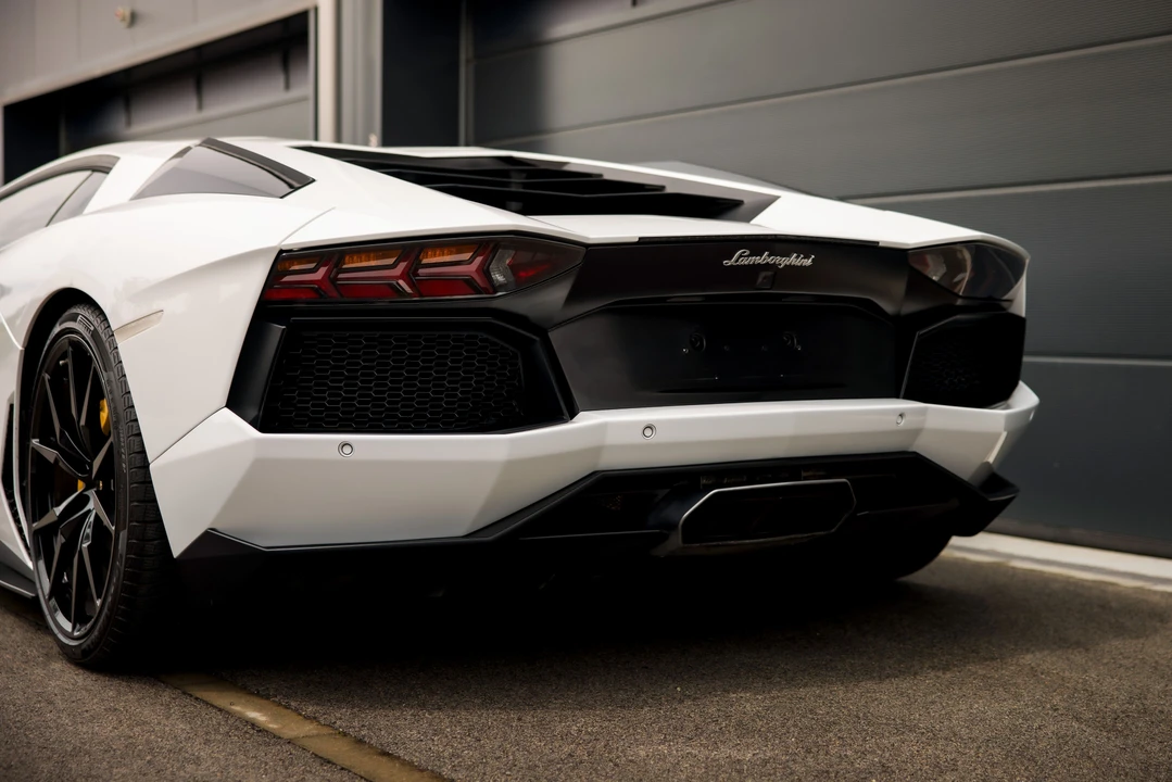 2013 Lamborghini Aventador LP700-4 - Image 30 of 31