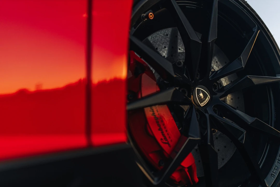2013 Lamborghini Aventador LP700-4 - Image 6 of 21