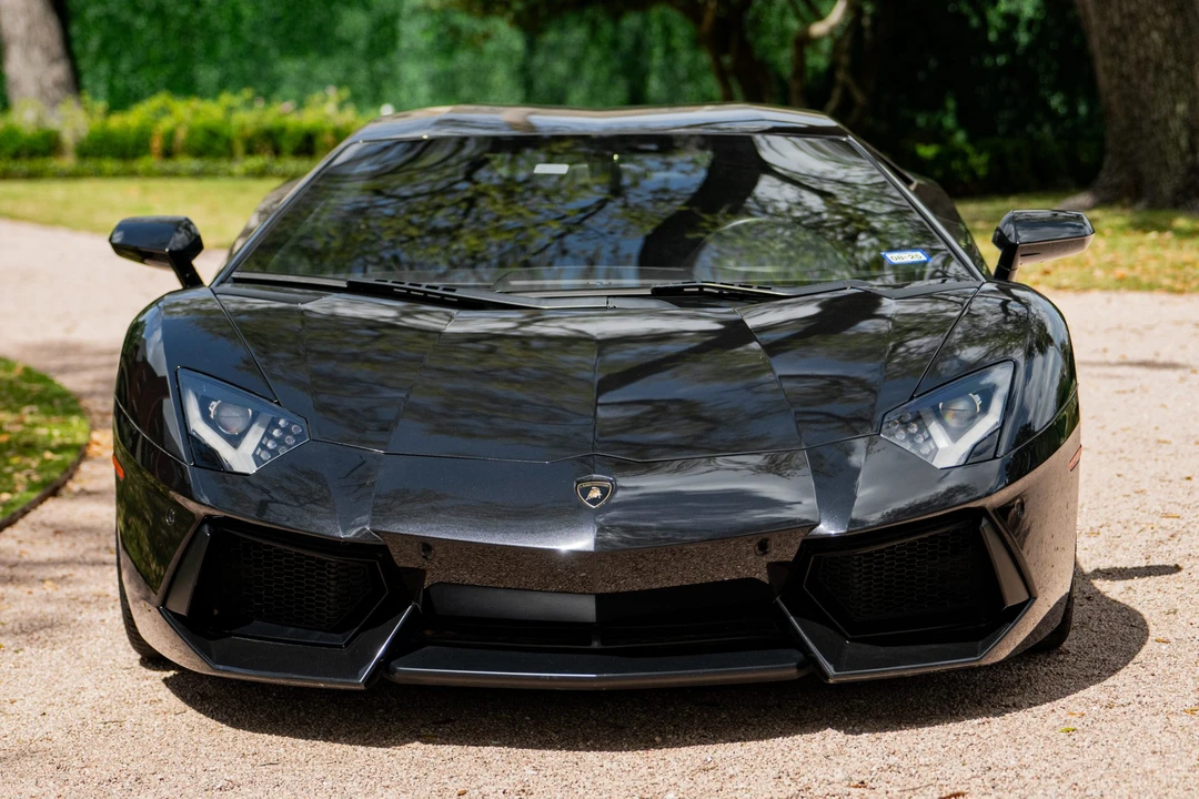 2013 Lamborghini Aventador LP700-4 - Image 3 of 31