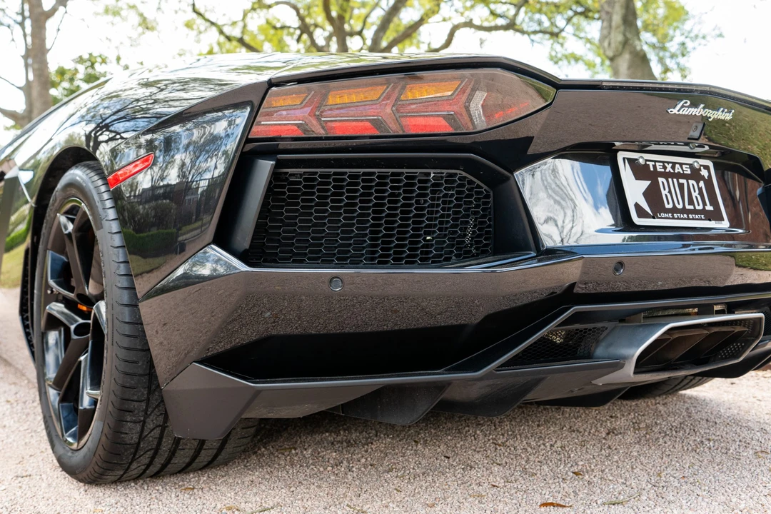 2013 Lamborghini Aventador LP700-4 - Image 20 of 31