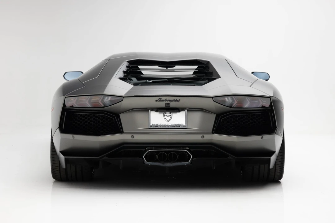 2013 Lamborghini Aventador LP700-4 - Image 12 of 31