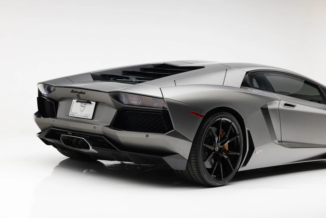 2013 Lamborghini Aventador LP700-4 - Image 21 of 31
