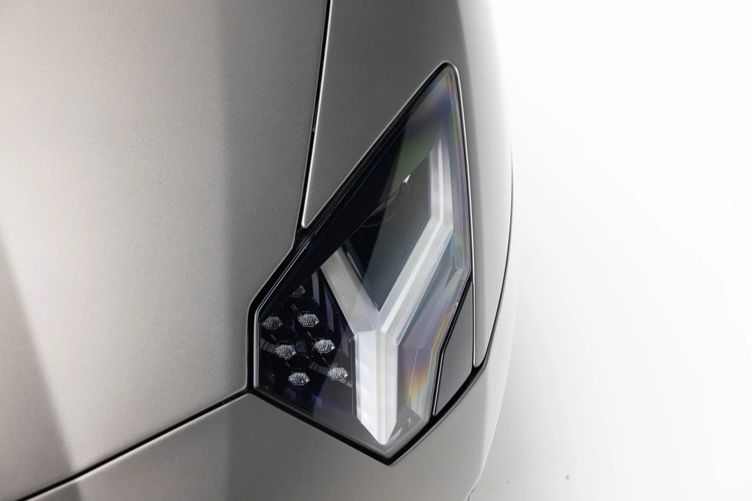 2013 Lamborghini Aventador LP700-4 - Image 18 of 31