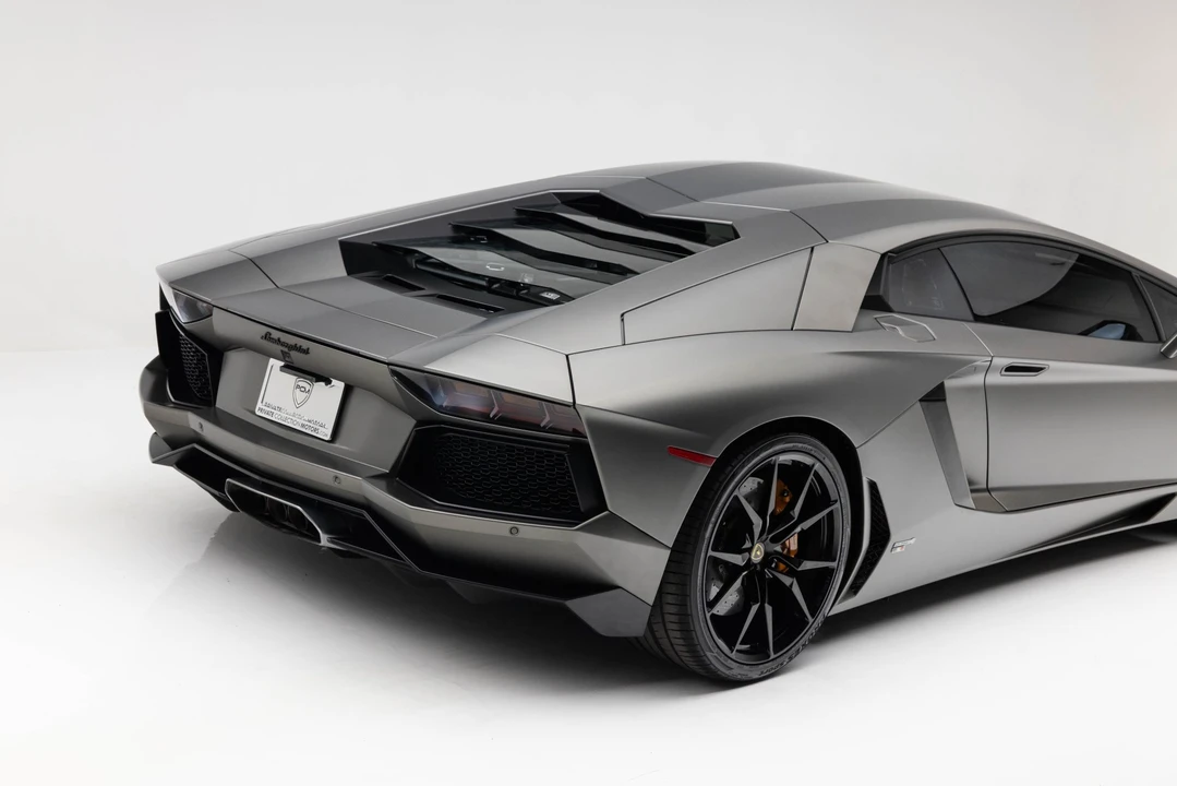 2013 Lamborghini Aventador LP700-4 - Image 22 of 31