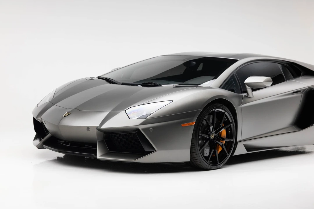 2013 Lamborghini Aventador LP700-4 - Image 15 of 31
