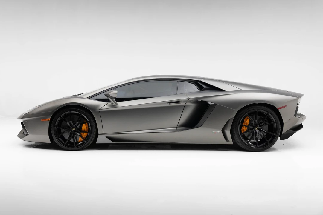2013 Lamborghini Aventador LP700-4 - Image 13 of 31