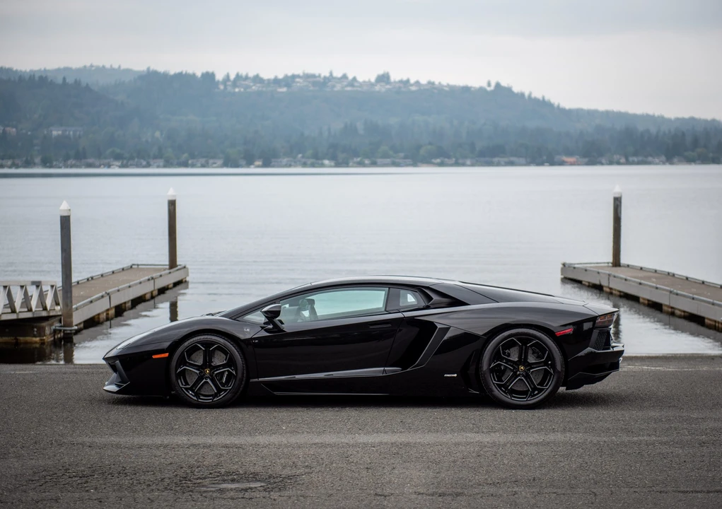 2013 Lamborghini Aventador LP700-4 - Image 4 of 31