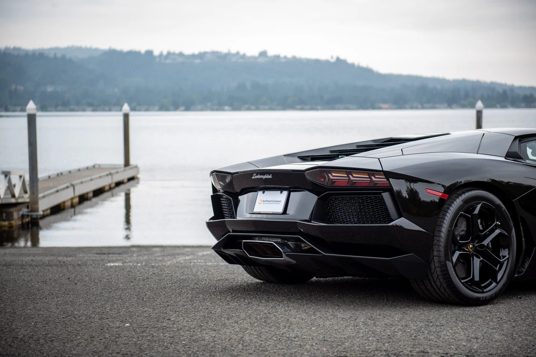 2013 Lamborghini Aventador LP700-4 - Image 23 of 31