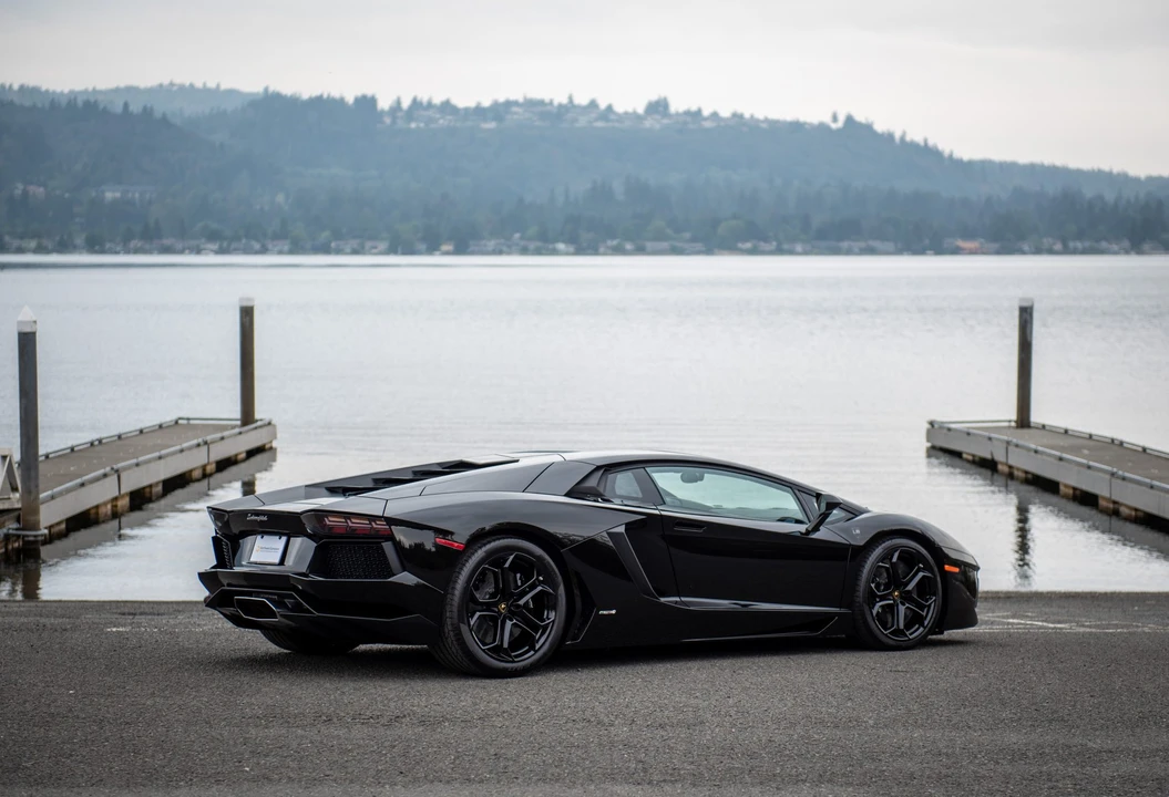 2013 Lamborghini Aventador LP700-4 - Image 8 of 31