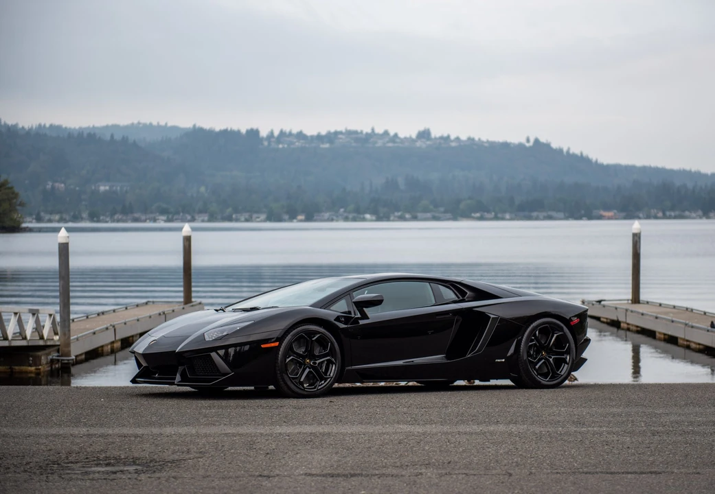2013 Lamborghini Aventador LP700-4 - Image 3 of 31