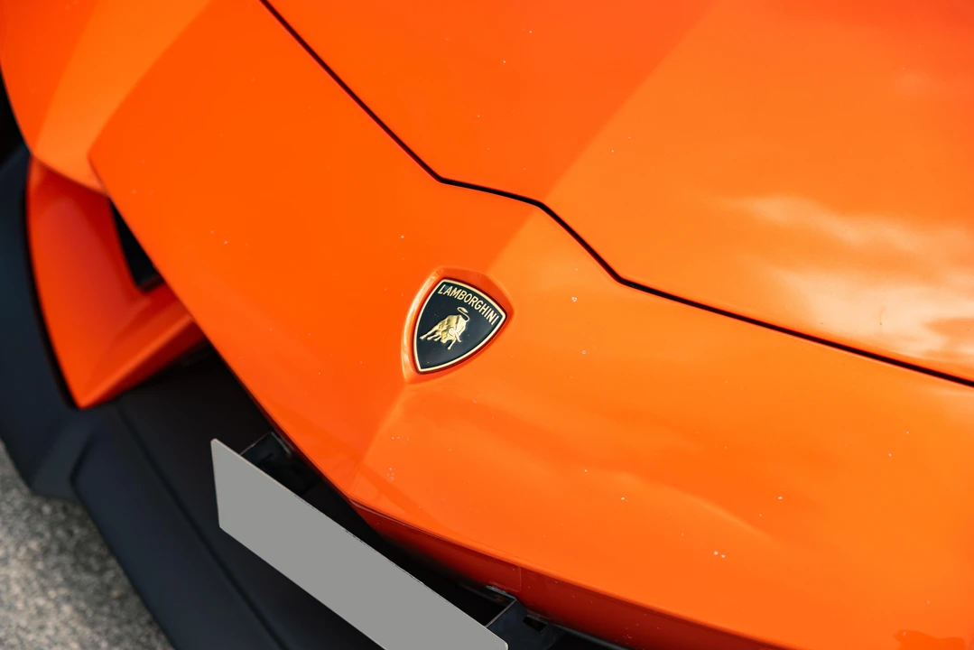 2013 Lamborghini Aventador LP700-4 Roadster - Image 19 of 31