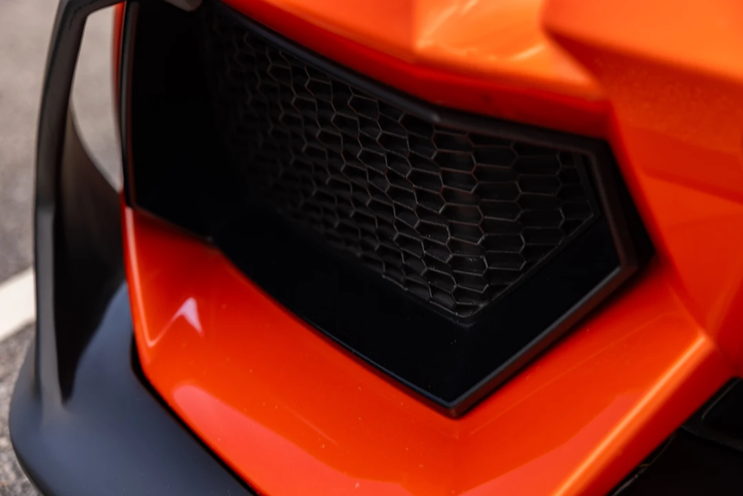 2013 Lamborghini Aventador LP700-4 Roadster - Image 30 of 31