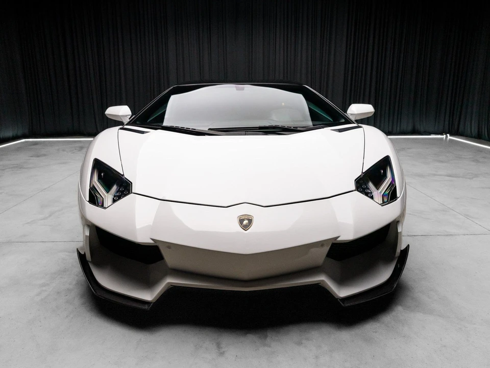 2013 Lamborghini Aventador LP700-4 - Image 10 of 12