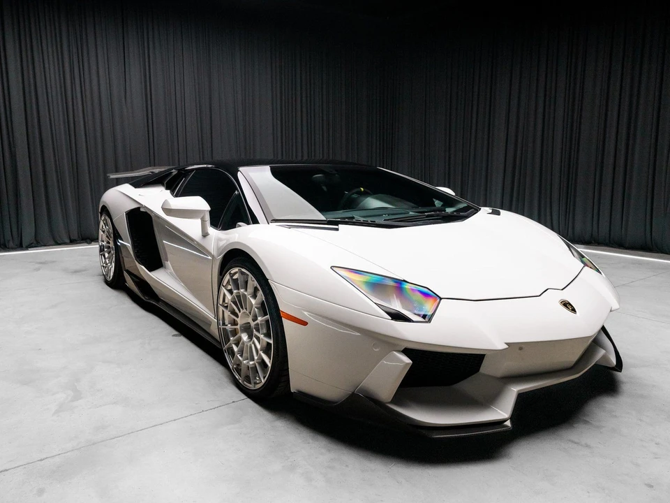 2013 Lamborghini Aventador LP700-4 - Image 9 of 12