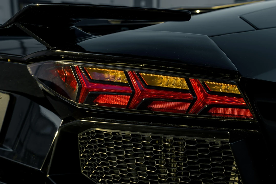 2013 Lamborghini Aventador LP700-4 - Image 28 of 31
