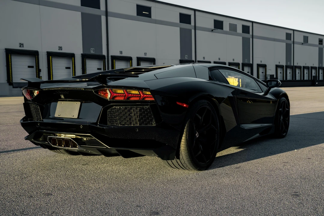 2013 Lamborghini Aventador LP700-4 - Image 7 of 31