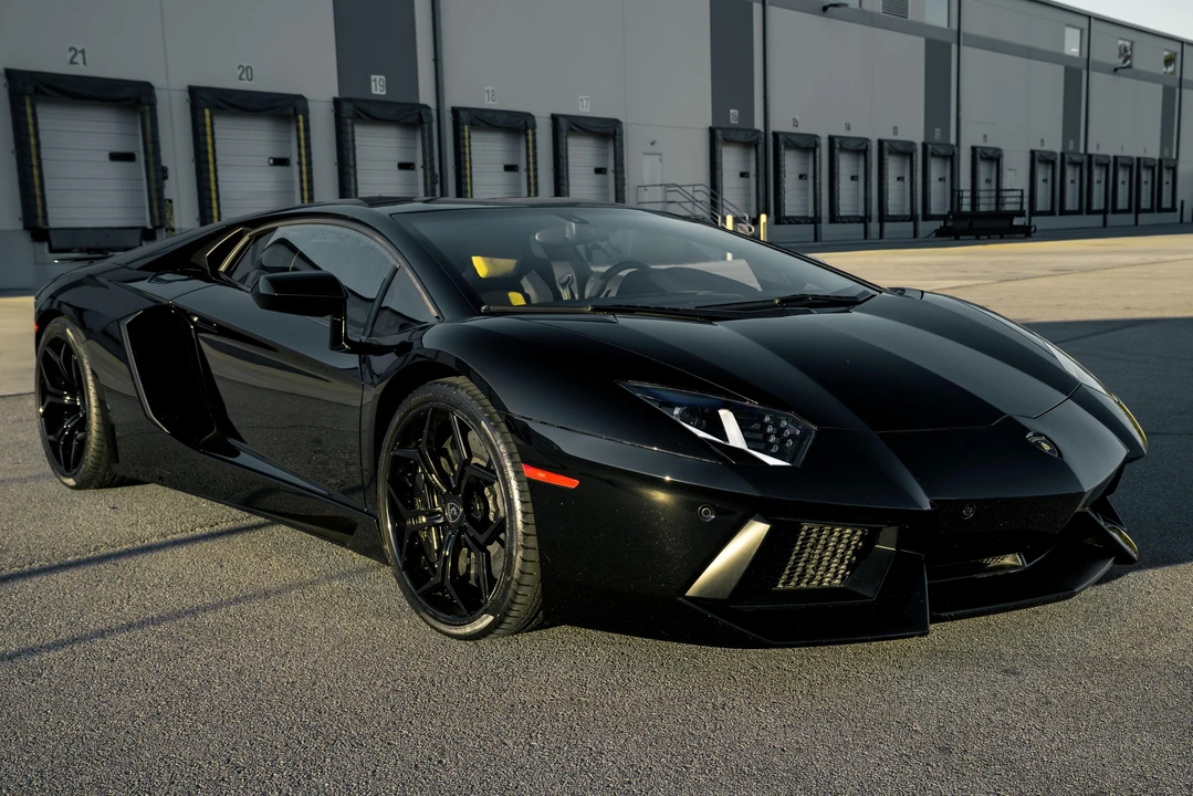 2013 Lamborghini Aventador LP700-4 - Image 10 of 31