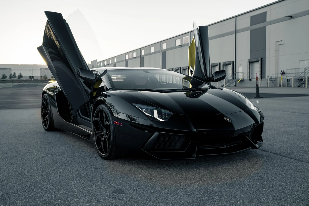 2013 Lamborghini Aventador LP700-4 - Image 20 of 31