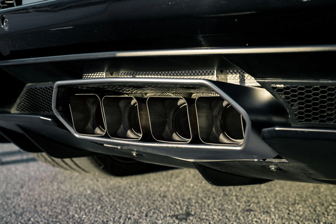 2013 Lamborghini Aventador LP700-4 - Image 26 of 31
