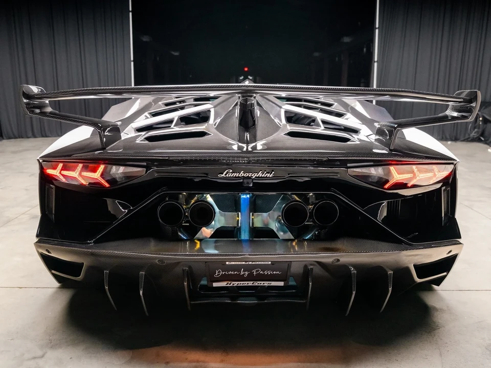 2013 Lamborghini Aventador LP700-4 - Image 4 of 12